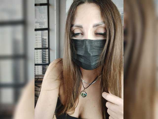 SexyKitty75-1 live cam on BongaCams