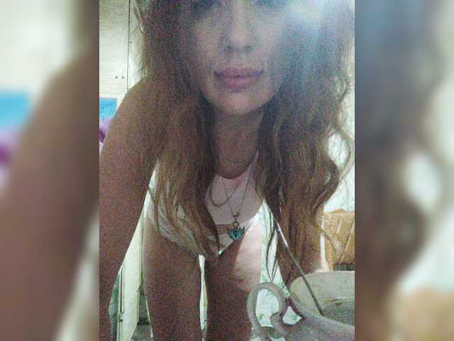 SexyKitty75-1 live cam on BongaCams