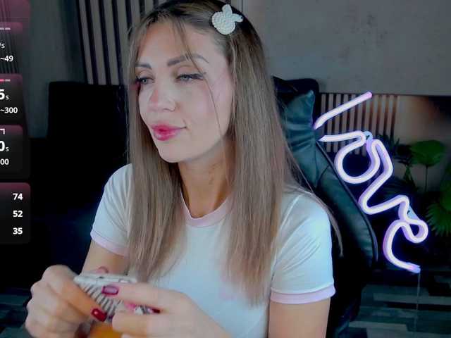 SexyKitty75-1 live cam on BongaCams