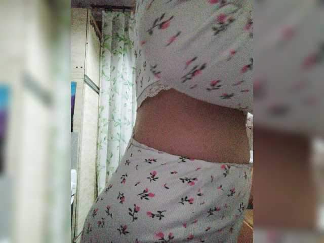 SexyKitty75-1 live cam on BongaCams