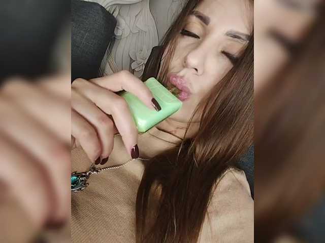 SexyKitty75-1 live cam on BongaCams