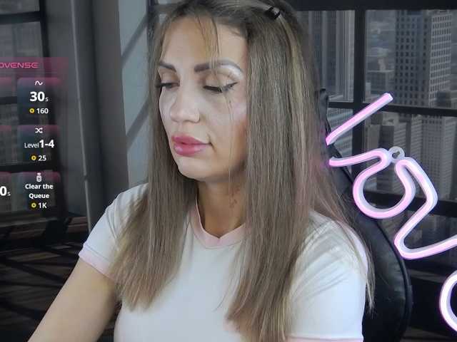 SexyKitty75-1, en directo ahora en BongaCams
