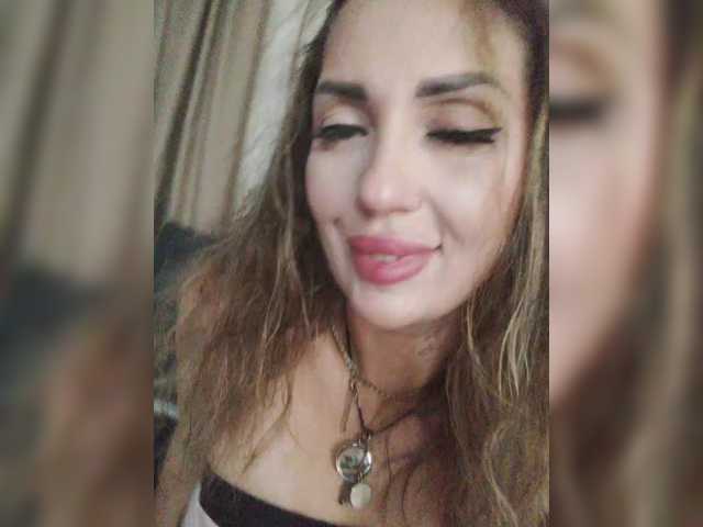 SexyKitty75-1 live cam on BongaCams