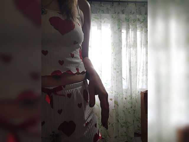 SexyKitty75-1 live cam on BongaCams