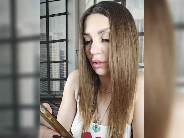 SexyKitty75-1 live cam on BongaCams