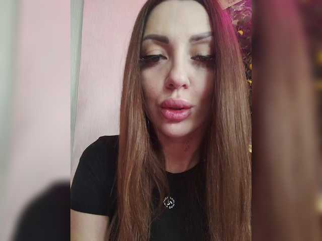 SexyKitty75-1 live cam