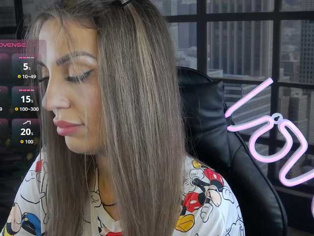SexyKitty75-1 live cam on BongaCams