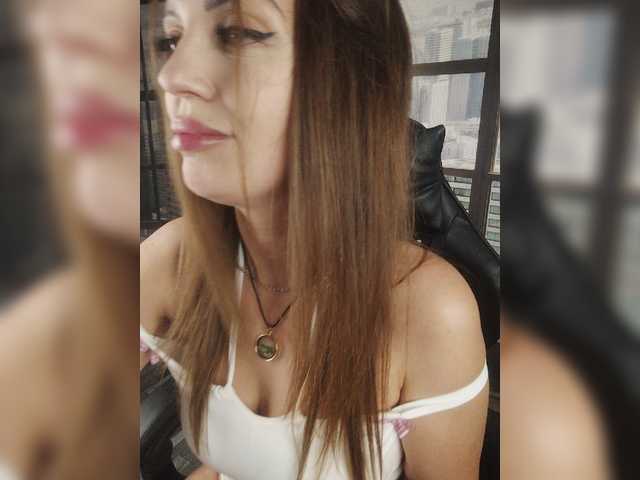 SexyKitty75-1 live cam