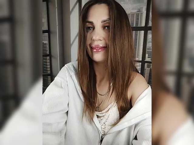 SexyKitty75-1 live cam on BongaCams