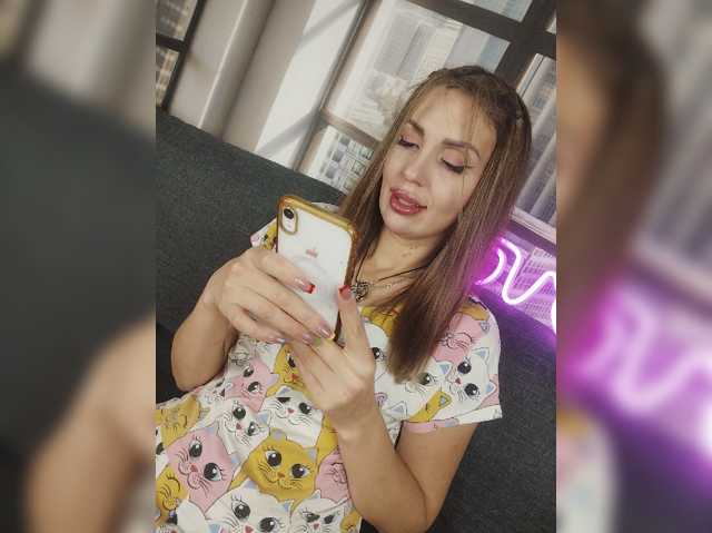 SexyKitty75-1 live cam on BongaCams