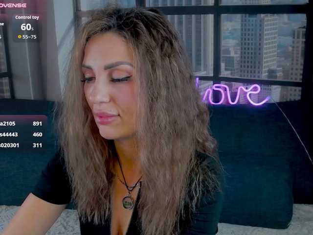 SexyKitty75-1 live cam on BongaCams