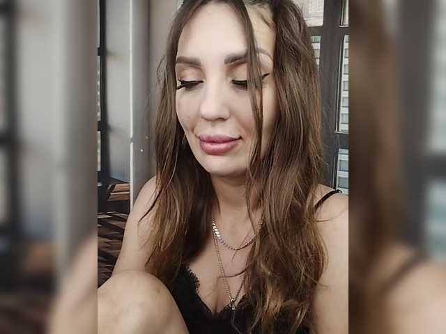 SexyKitty75-1 live cam on BongaCams