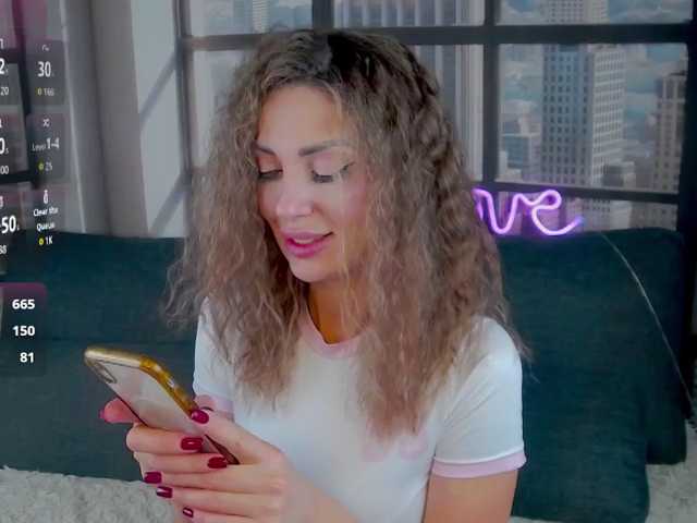 SexyKitty75-1 live cam on BongaCams