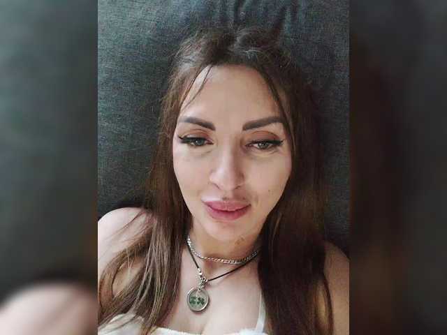SexyKitty75-1 live cam preview