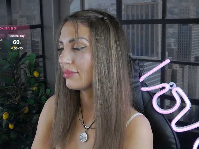 SexyKitty75-1, en vivo ahora en BongaCams