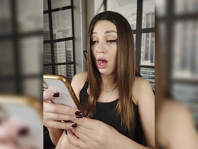 SexyKitty75-1 live cam on BongaCams