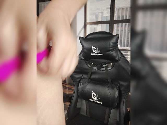 SexyKitty75-1 live cam on BongaCams