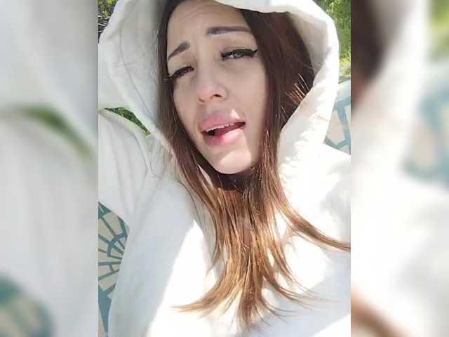 SexyKitty75-1's BongaCams show and profile