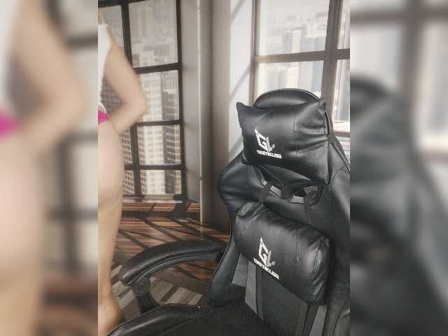 SexyKitty75-1 live cam on BongaCams