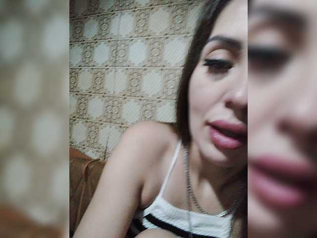 SexyKitty75-1 live webcam show