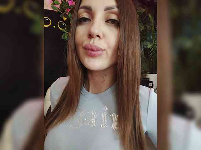 SexyKitty75-1 webcam