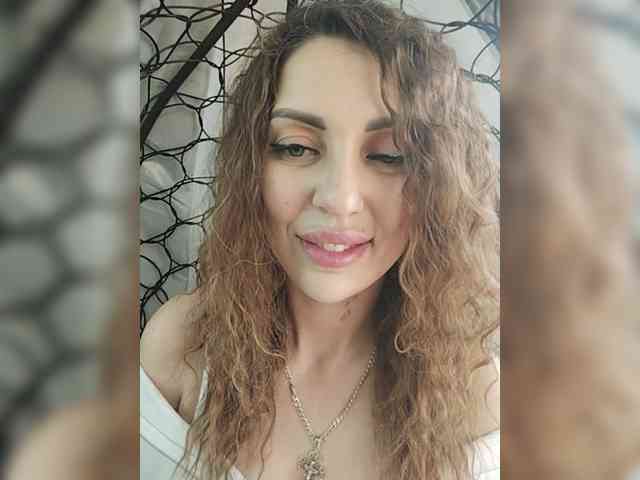 SexyKitty75-1 webcam