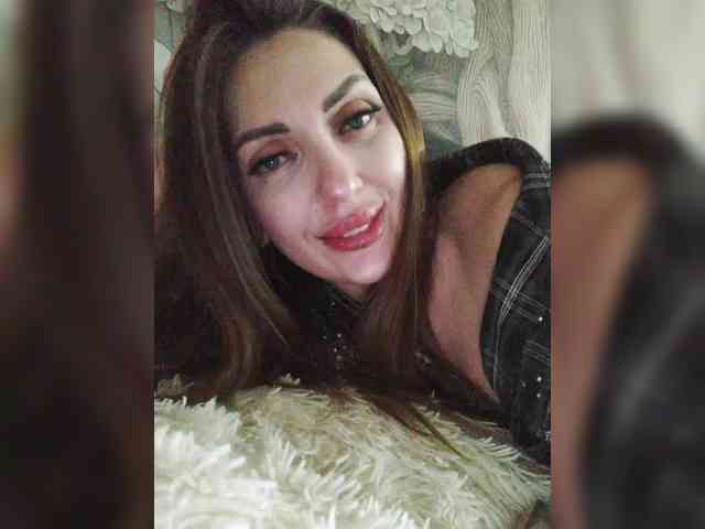 SexyKitty75-1 webcam