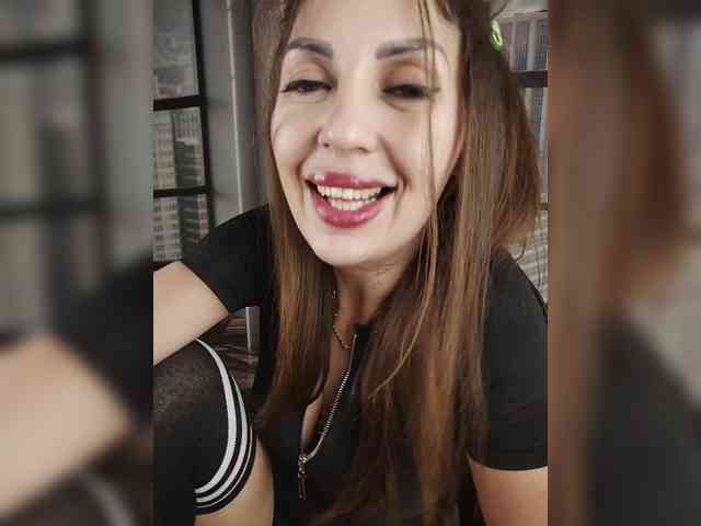 SexyKitty75-1 webcam