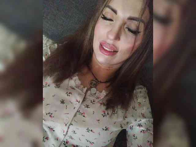 SexyKitty75-1 webcam