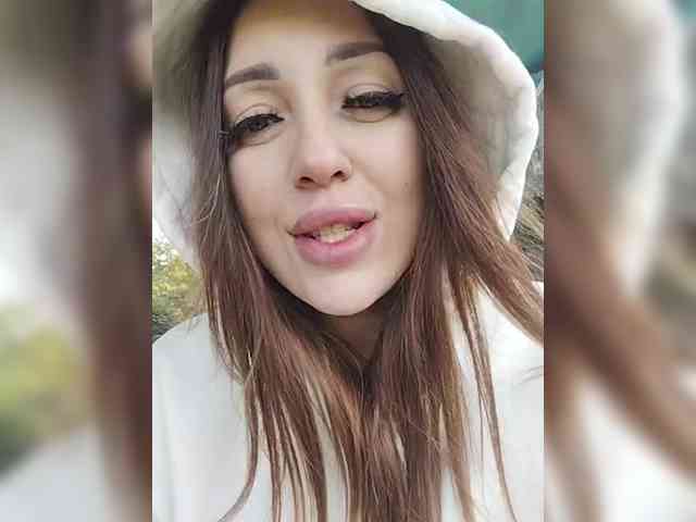 SexyKitty75-1 webcam