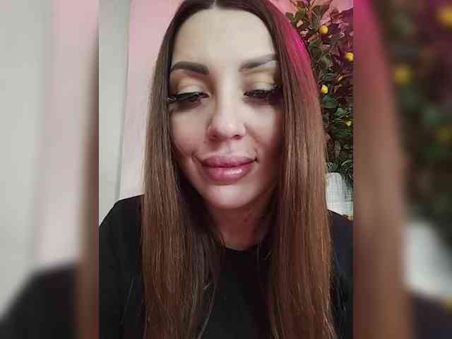 SexyKitty75-1 webcam