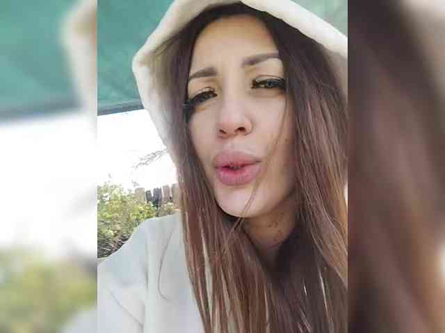 SexyKitty75-1 webcam