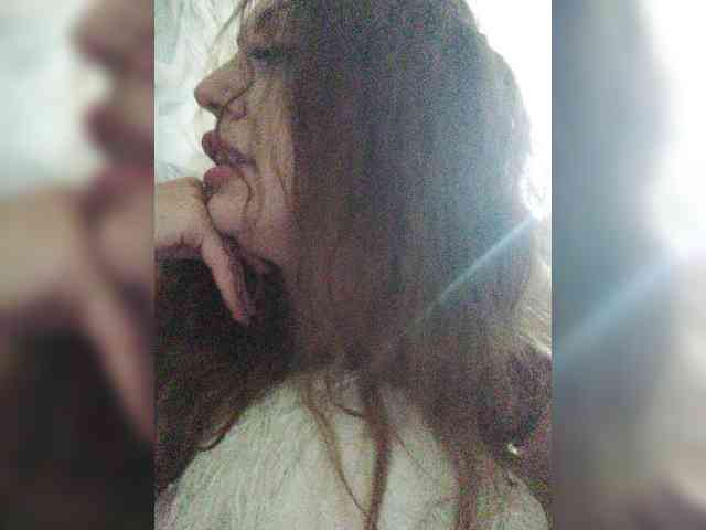 SexyKitty75-1 webcam