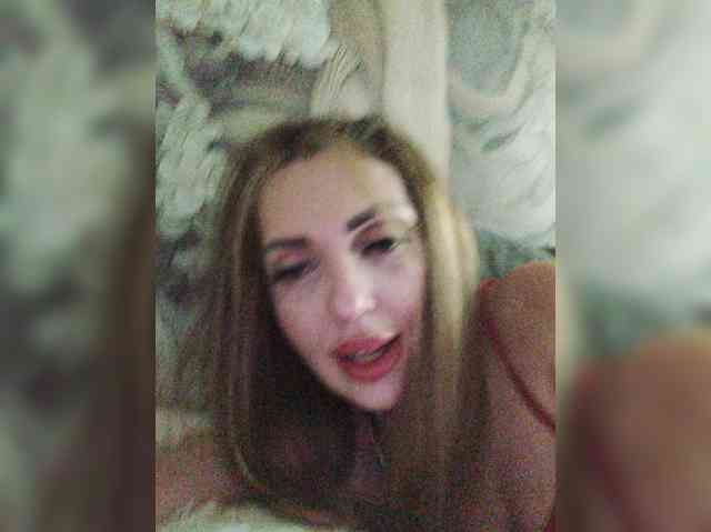 SexyKitty75-1 webcam