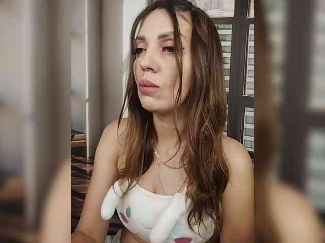 SexyKitty75-1 webcam