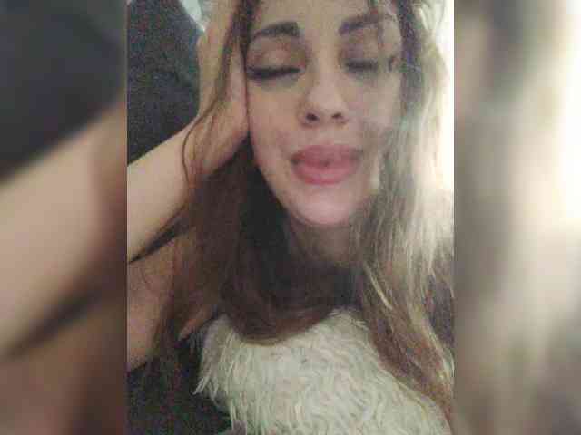SexyKitty75-1 webcam