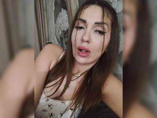SexyKitty75-1 webcam