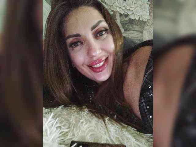 SexyKitty75-1 webcam