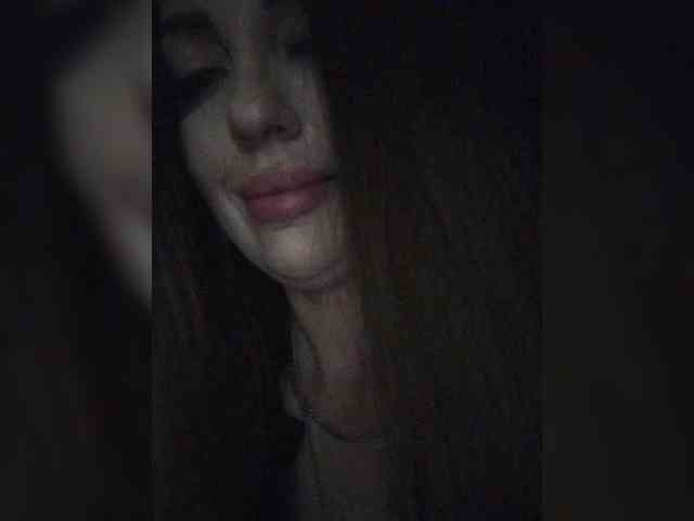 SexyKitty75-1 webcam