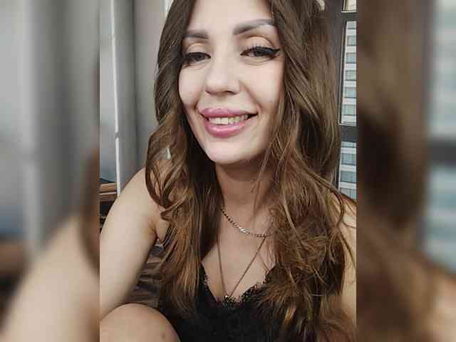 SexyKitty75-1 webcam