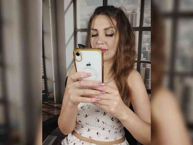 SexyKitty75-1 webcam