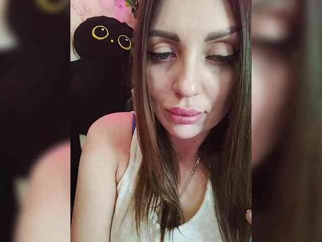SexyKitty75-1 webcam