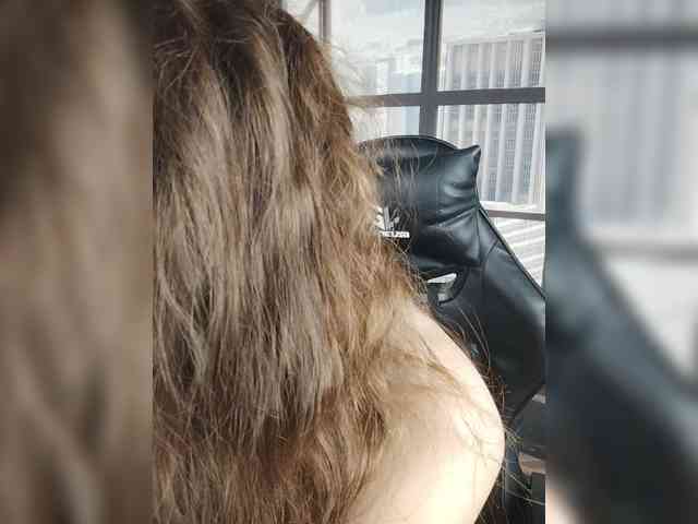 SexyKitty75-1 webcam