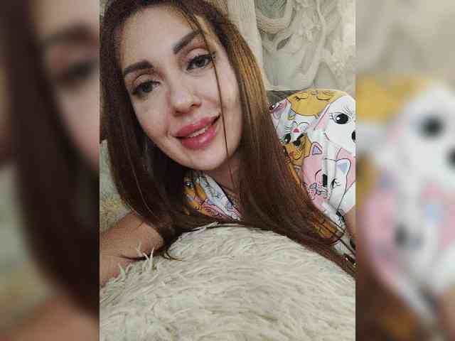 SexyKitty75-1 webcam