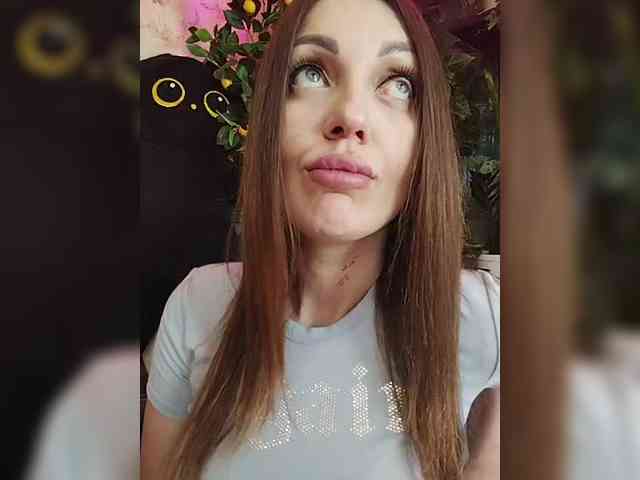 SexyKitty75-1 webcam