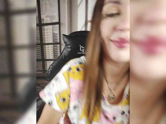 SexyKitty75-1 webcam