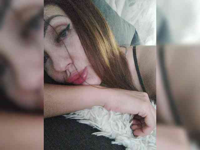 SexyKitty75-1 webcam