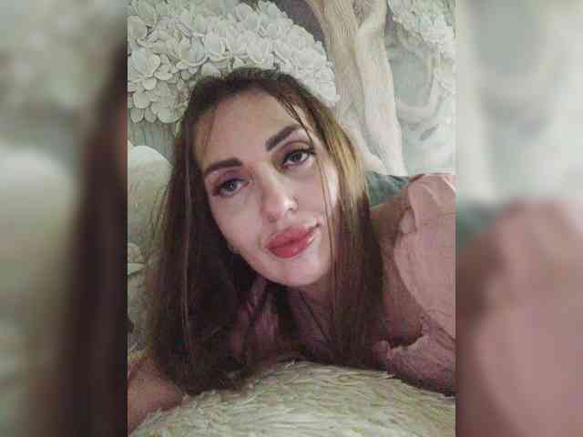 SexyKitty75-1 webcam