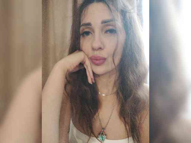 SexyKitty75-1 webcam