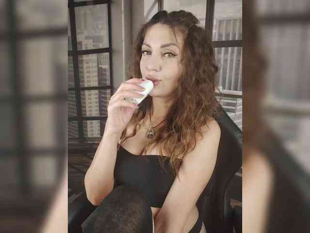 SexyKitty75-1 webcam